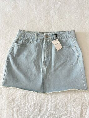 Forever 21 Light Wash Mini Skirt, NWT